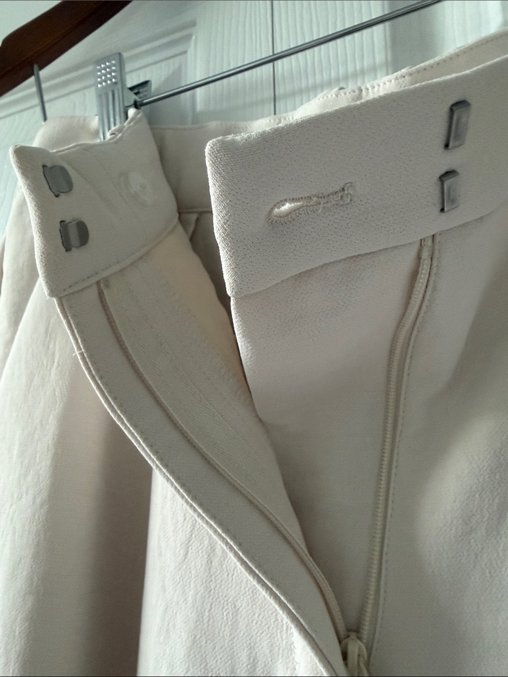 131-Abercrombie & Fitch Off-White Wide Leg Trousers 30x29 heavy fabric - Picture 3 of 6